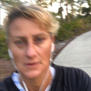 Meet your Posher, Lynn